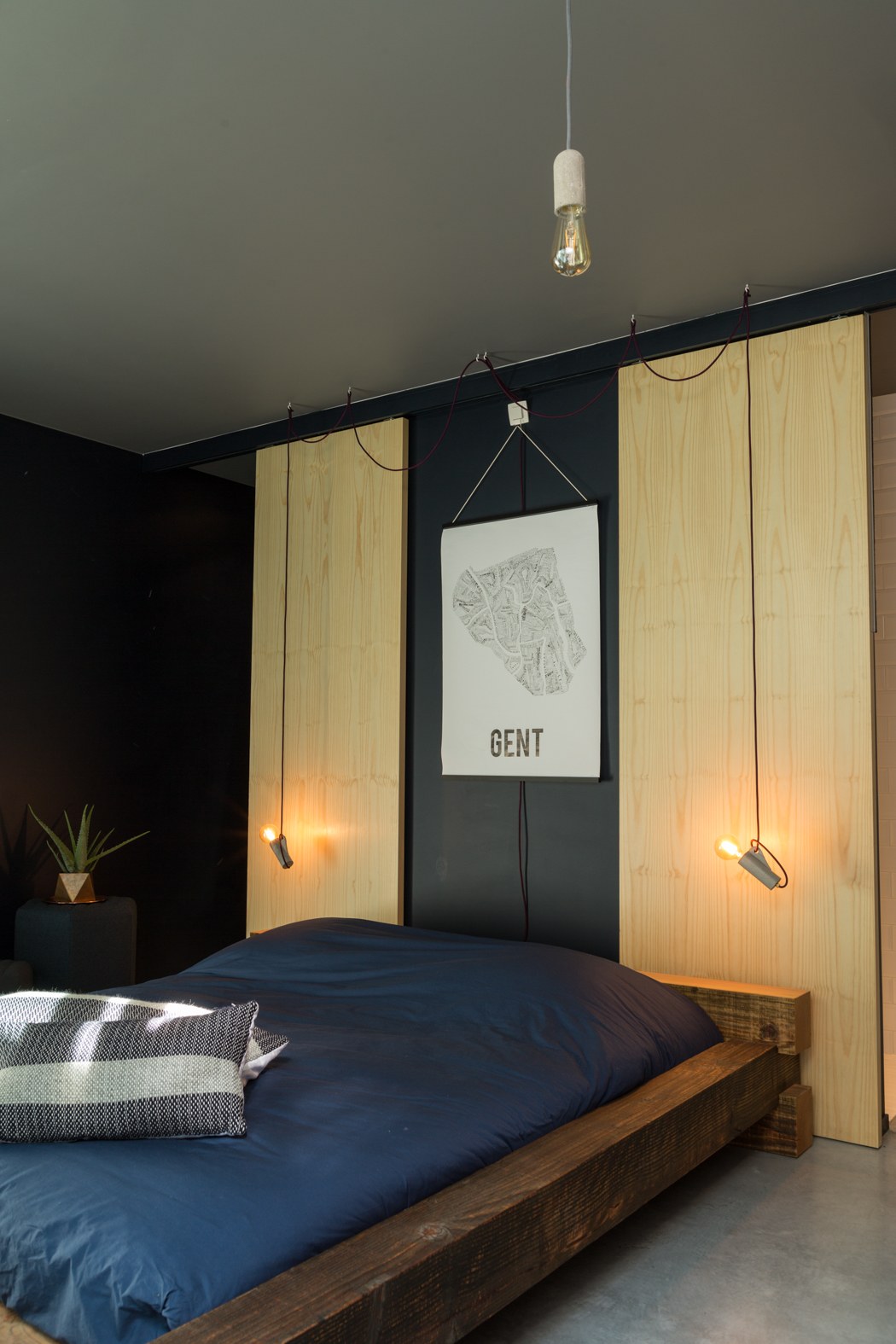 Emile room — view 9
