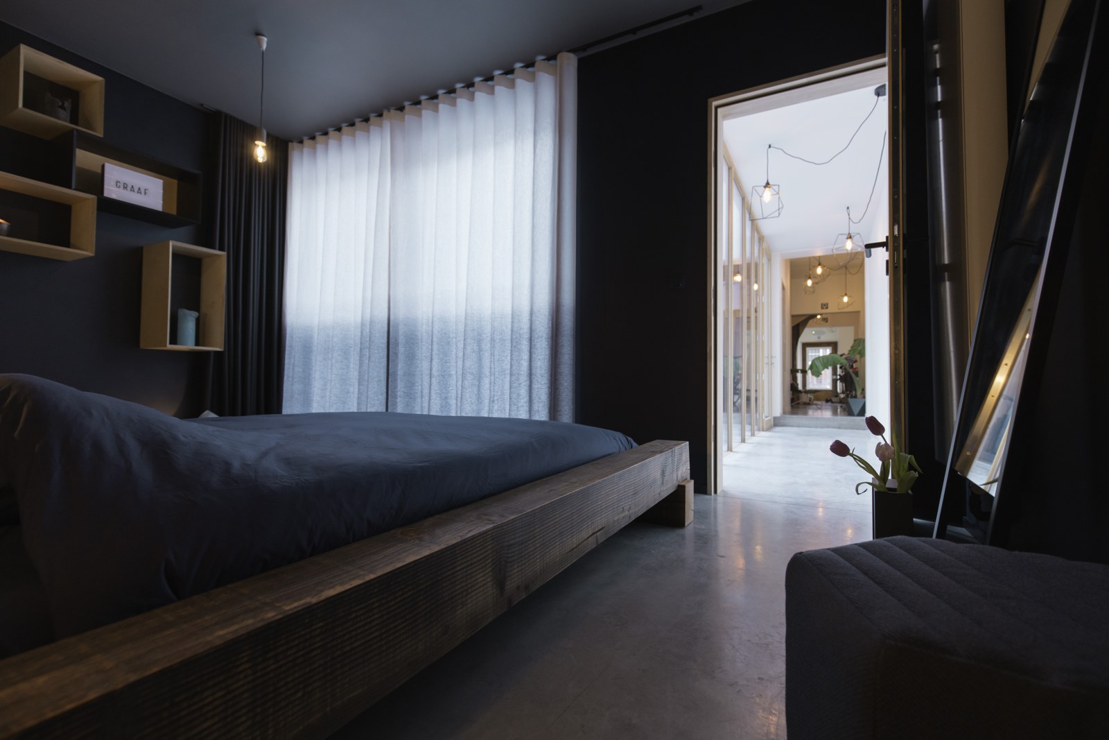 Emile room — view 5